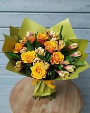 Букет цветов из:  Альстромерии и Розы #REPLACE_PRED# Андреаполе