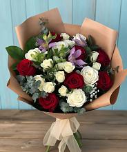 Букет цветов из:  Розы и Альстромерии в Андреаполе