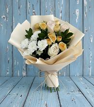 Букет цветов из:  Розы и Хризантемы в Андреаполе