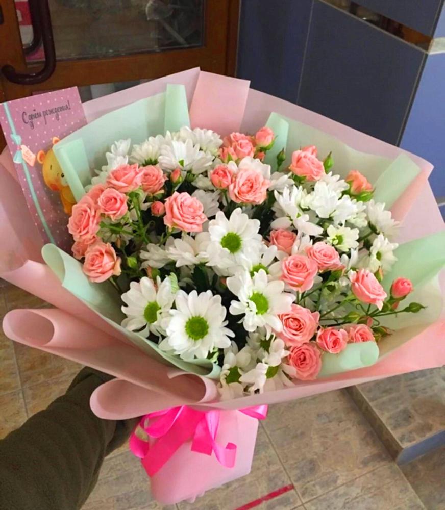 Букет цветов из: Розы и Хризантемы в Андреаполе