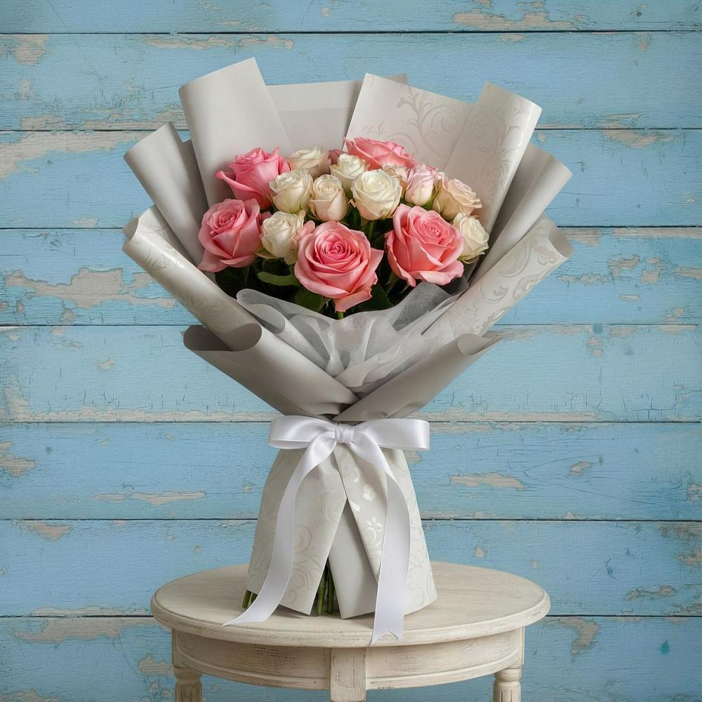 Букет цветов из: Розы в Андреаполе