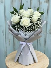 Букет цветов из:  Розы в Андреаполе