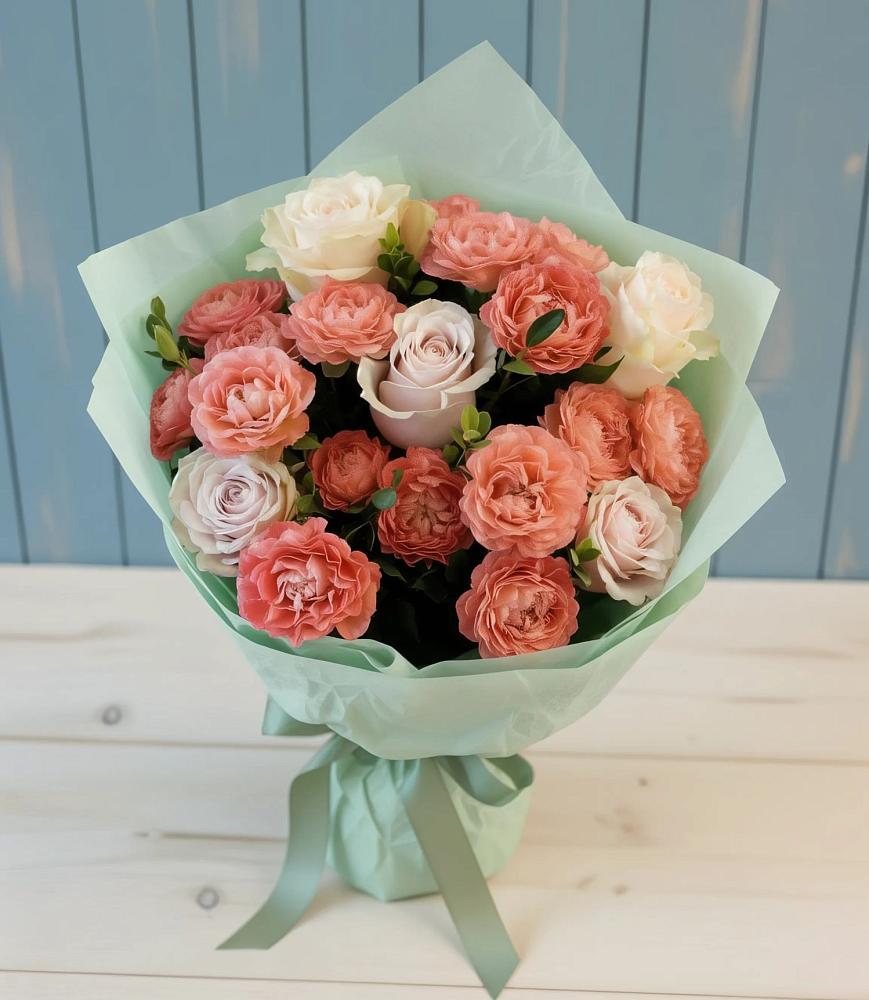 Букет цветов из: Розы в Андреаполе